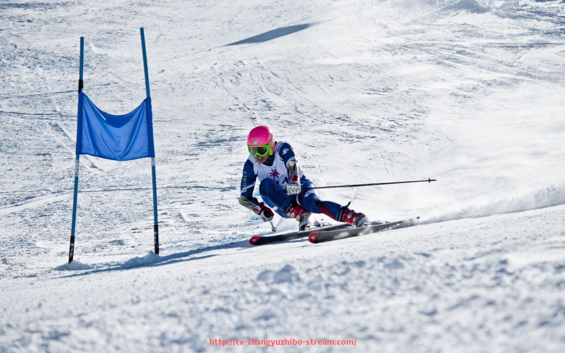 章鱼直播-中超联赛砸钱现象与联赛经济分析